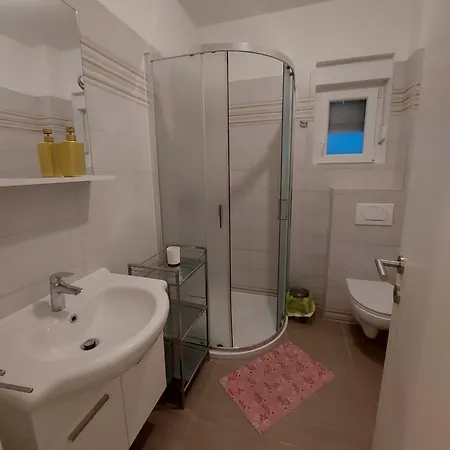 Zen Apartman *