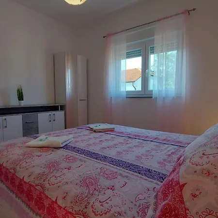Zen Apartment *